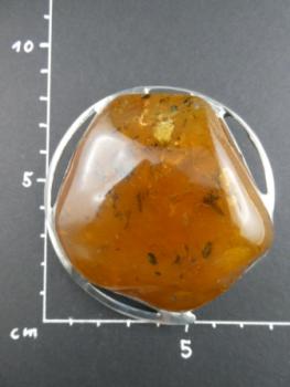 Preview: Bernstein Kettenanhänger aus Naturbernstein